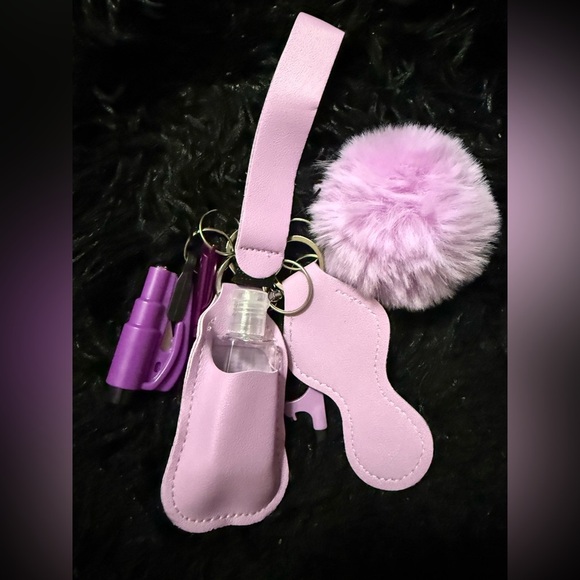 Purple keychain - Picture 1 of 10